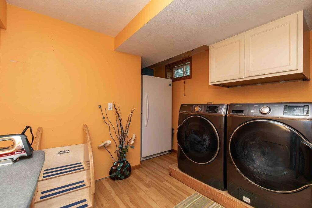 Family Friendly Home Close To Airport And Downtown Des Moines Exterior foto